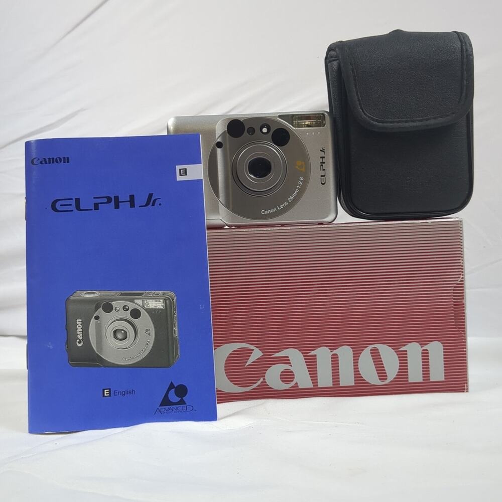 Canon IX240 Camera Elph Jr. Film Point & Shoot 26mm 1:2.8 Silver Used